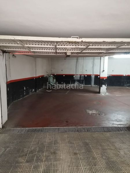 Foto c2e1994a-d47f-4432-ac68-7fcdc1c8d898. Alquiler parking moto en calle de los misterios 40 se alquila plaza de garaje para motos compartidas en Madrid
