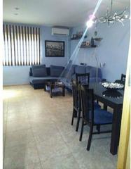 Pis a Carrer sant onofre 9. Venta de planta baja.