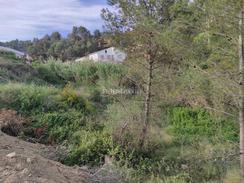 Foto e94121d5-b9e3-46e1-bfeb-7a00401c2673. Terreno residencial en avinguda montserrat 45 terreno urbano. en Castellgalí