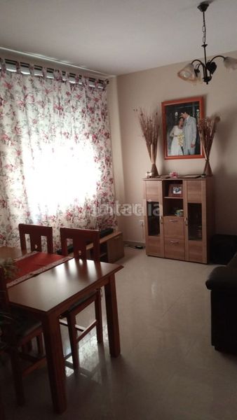 Foto 1a29730f-d122-4b1e-94ce-6a583b274ba5. Flat in calle cuesta de la fuente 32 in Castuera