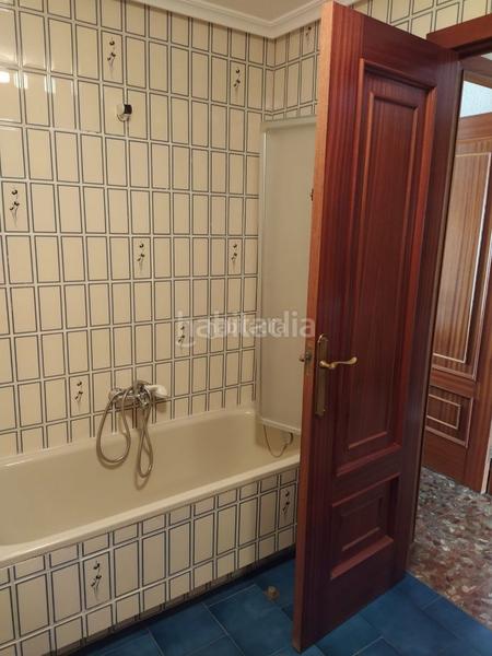 Foto 94f860bf-5b99-48ff-bad6-8d171c1f6491. Miete etagenwohnung in calle muñoz garnica 12 in San Ildefonso - Catedral Jaén
