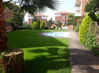 Büro in Carrer cals frares 20. Oficina/estudio en tiana. can gaietà
