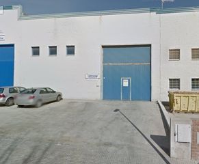Rent Industrial building in Carrer de la carretera, 4. Alquiler nave industrial de 675 m2 en montblanc