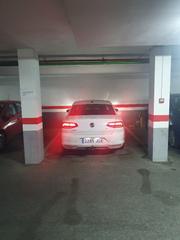 Location Parking voiture à Carrer de i'aigualera 25. Se alquila plaza de garaje en la urbanización bona