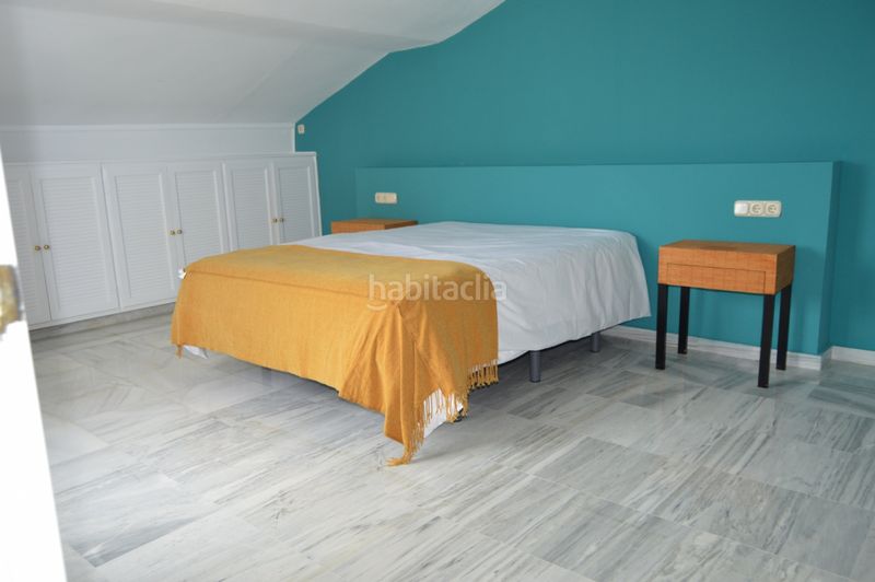 Alquiler Dúplex en Avenida bulevar ashmawi, sn. Duplex atico milla de oro (Marbella, Málaga)