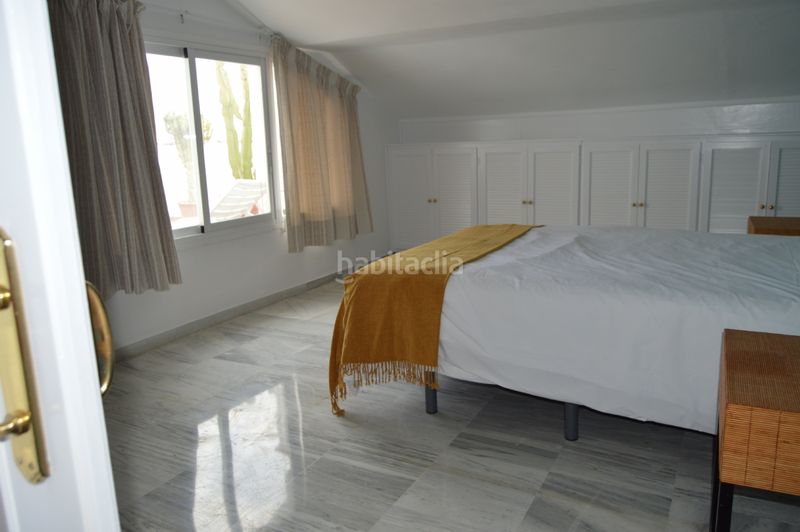 Alquiler Dúplex en Avenida bulevar ashmawi, sn. Duplex atico milla de oro (Marbella, Málaga)