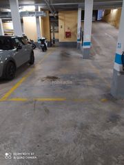 Affitto Posto auto in Carrer de catalunya 121. Parking 28m2 para dos coches