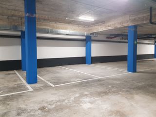 Alquiler Parking coche en Carrer avel.lina casadevall, s/n. Plaza de garaje en edificio de obra nueva