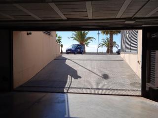 Aparcament cotxe a Passeig maritim 26. Les salines - pla de sant pere / passeig de la mar
