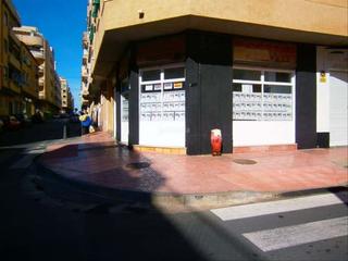 Lloguer Local Comercial a Calle almudena 18a. Local tienda oficina esquina