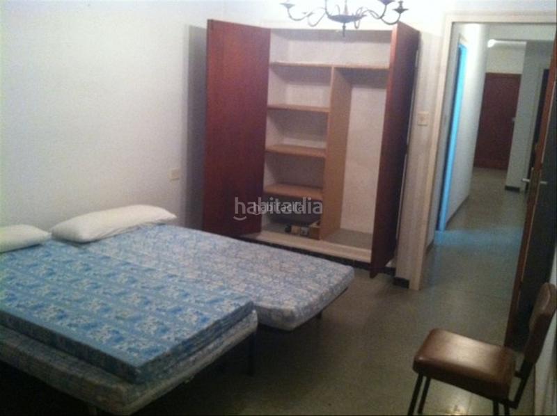 Foto 68a0d8b0-9531-4690-ae69-9129c5f64db4. Piso en carrer doctor pi i sunyer 5 pison centrico al lado de la playa y tiendas en Roses