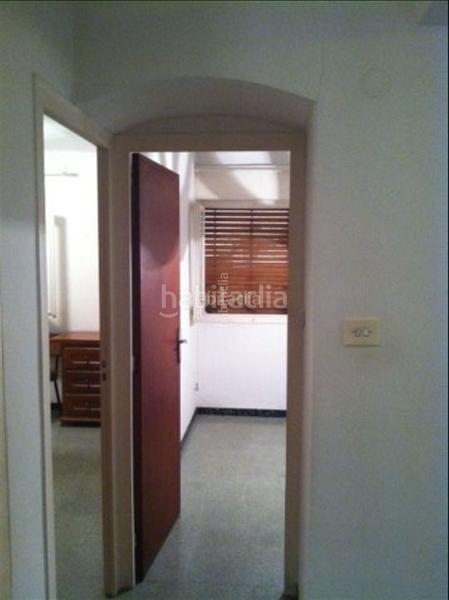 Foto ab73d13f-d0bb-4543-9668-6b06a6b2225f. Piso en carrer doctor pi i sunyer 5 pison centrico al lado de la playa y tiendas en Roses