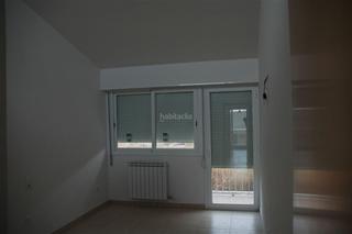 Maison jumelée à Carrer lleida 64. Casa adosado en venta en avenida bellpuig