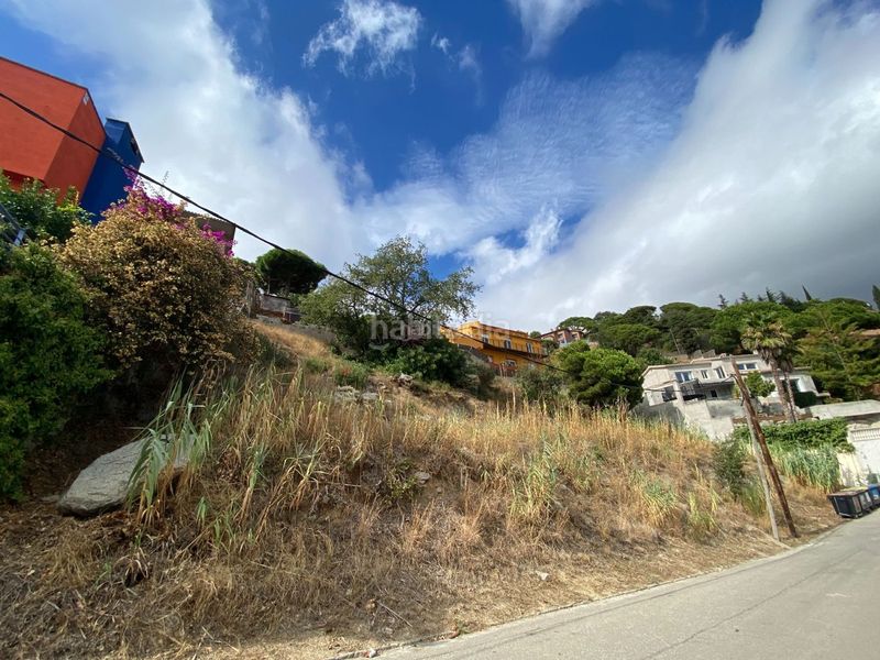 Foto e2de1d94-1d67-4185-938b-591e3795756d. Terreny residencial a carrer sant joan bosco 13 a Premià de Dalt