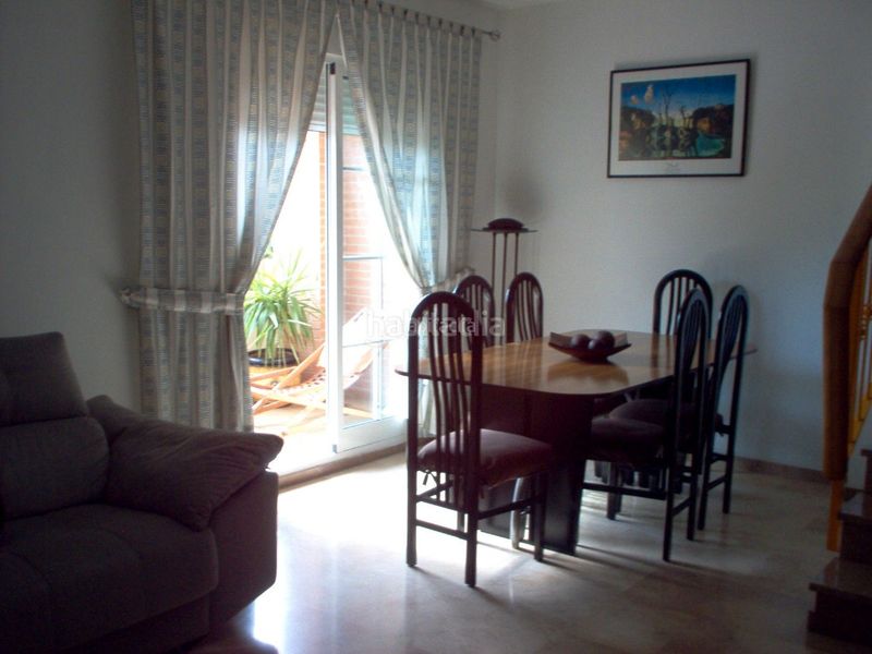 Foto 15d9c814-8cd0-4d04-bf9c-ec3ca80b5a7f. Casa adossada a carrer alqueries 64 a Nules