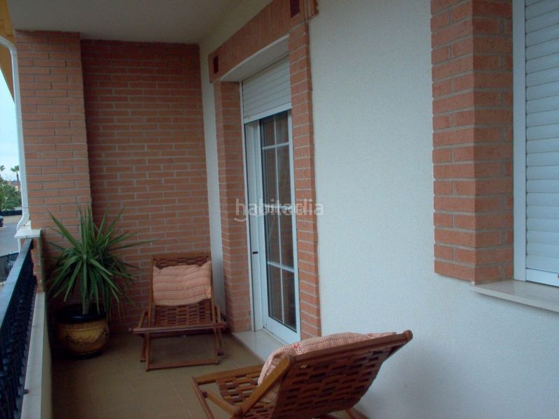 Foto 1851d55a-35e4-485c-b920-81efa8c6e792. Casa adossada a carrer alqueries 64 a Nules