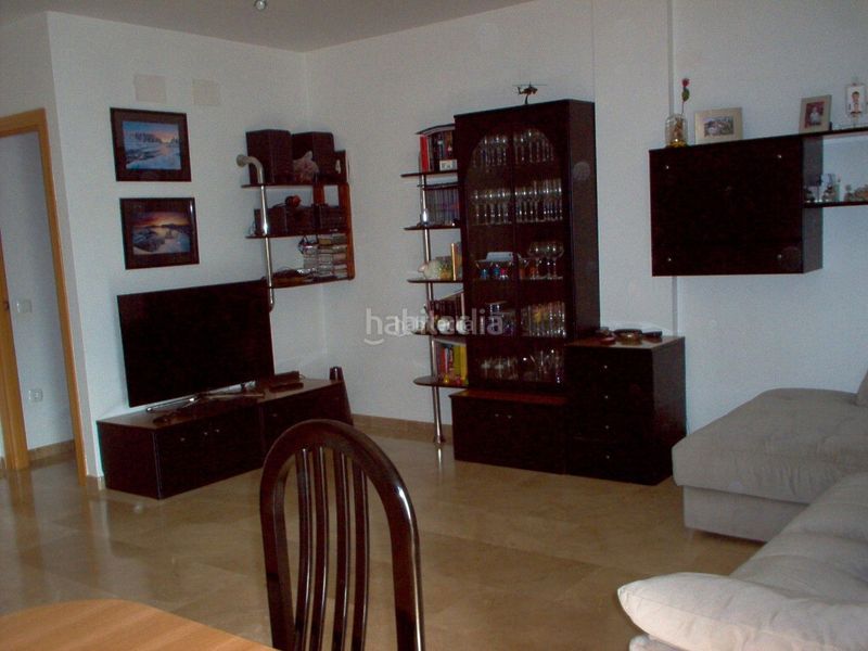 Foto 8edc6dd9-13f2-418e-9ac2-9e598870a0cd. Casa adossada a carrer alqueries 64 a Nules