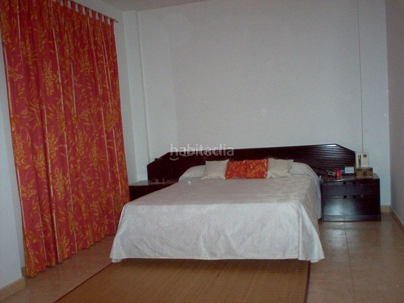Foto a7349b50-c740-413b-918d-b5705eec7a23. Casa adossada a carrer alqueries 64 a Nules