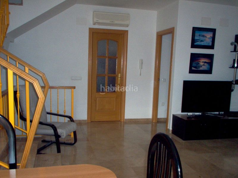 Foto f1593fc5-7ece-41b4-a711-8df4101e5a76. Casa adossada a carrer alqueries 64 a Nules