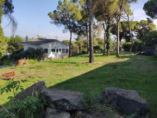 Wohngrundstück in Carrer de can farell 81. Preciosa parcela, llana, soleada, en lliçà d´amunt