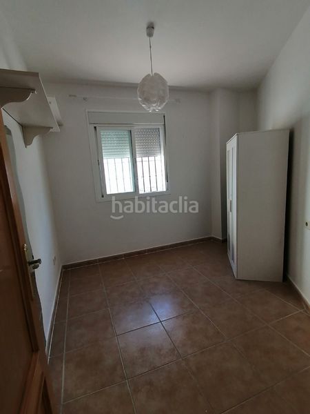 Piso en Calle robles, 1. Precioso piso en planta baja, cómodo y acogedor (Cártama, Málaga)