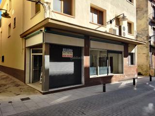 Lloguer Local Comercial a Carrer mossèn jacint verdaguer 5. Local comercial ben situat