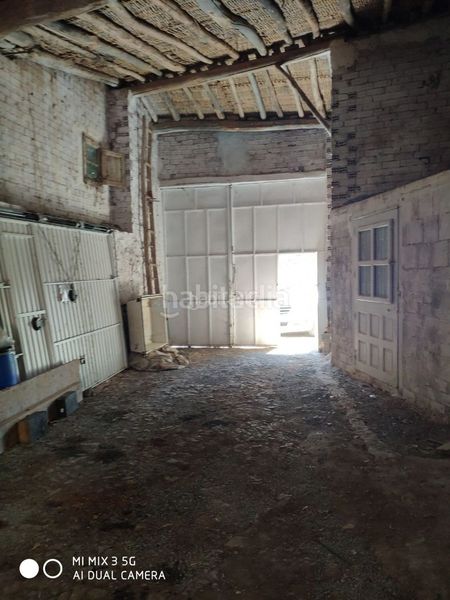 Foto a26ac86a-f808-4e9e-8848-b5209df80376. Terreno residencial en camino hoyas 12 nave para construir vivienda y huerto (urbano) en Loscos