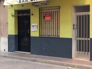 Location Local commercial à Calle virgen de gracia, s/n. Alquiler bar en el centro de la poblacion