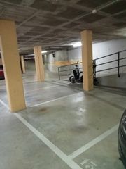 Autoparkplatz in Primer de maig,. Parking en venta zona alta
