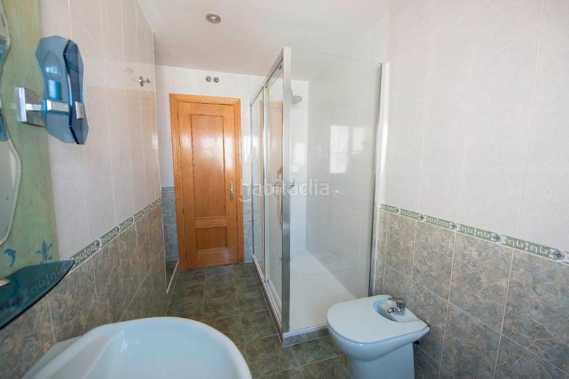 Foto b550a41c-f853-42a1-8434-0086c788be86. Casa adosada en calle vilches 22 casa individual 3 plantas en Campo Real