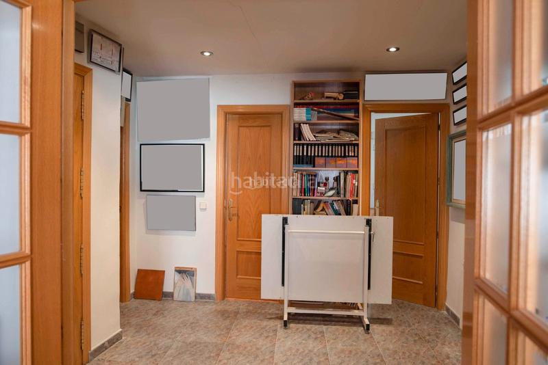 Foto d1fa36e7-3b9f-4eb6-91e9-605e7538bfdd. Casa adosada en calle vilches 22 casa individual 3 plantas en Campo Real