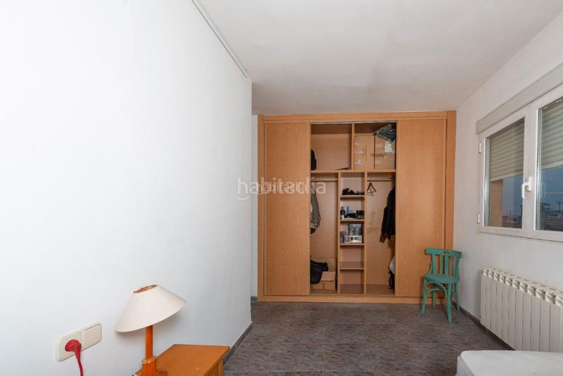 Foto f9c22c8d-f50e-4dbc-96a3-0b9638501a89. Casa adosada en calle vilches 22 casa individual 3 plantas en Campo Real