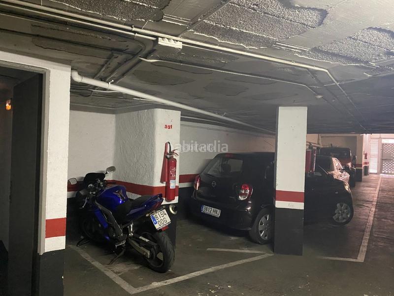 Foto b1b4bf59-fb25-45d3-aafc-077887759187. Aparcament cotxe a carrer de llobera 9 a Roquetes Barcelona