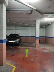 Parking voiture à Carrer de pau casals 10. Parking en venta
