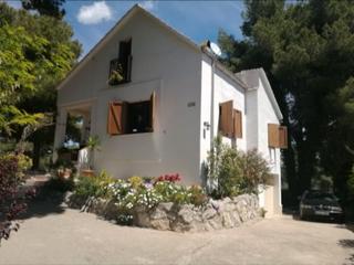 Casa en Carrer de la via làctia 32. Casa acogedora