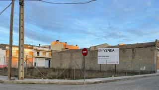 Terreny residencial a Carrer del segrià 5. Solar urbano bien situado de 946 m2