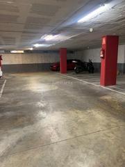 Aparcament cotxe a Carretera de montcada 486. Parquing en venta