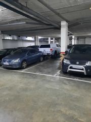 Alquiler Parking coche en Carrer santa eulalia, 64. Plaza parking en alquiler en santa eulalia