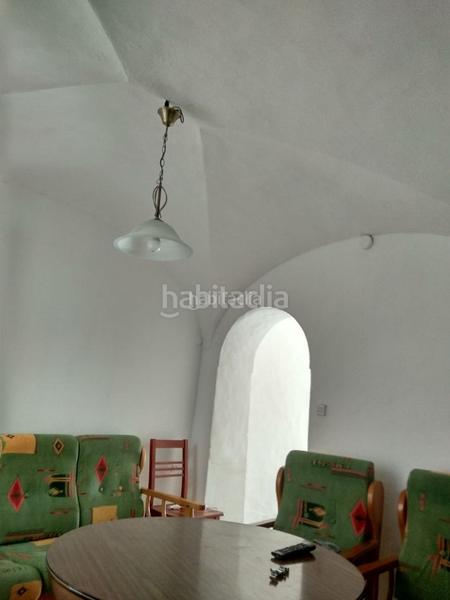 Foto 7f715b38-cd0b-4b54-b8c3-eaca82bd1661. Casa en calle ladera 6 casa muy céntrica en Feria