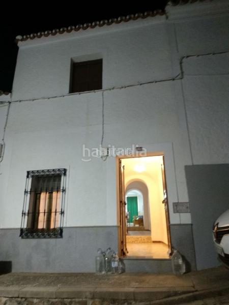 Foto fd4e9e34-8734-4b09-a739-1e0076b3182a. Casa en calle ladera 6 casa muy céntrica en Feria