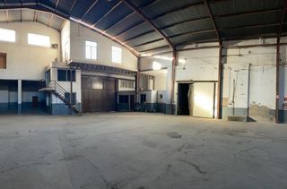 Miete Fabrikhalle in Calle santa ines, 13. Alquiler nave industrial cox