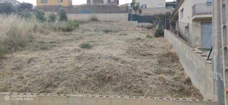 Terreny residencial a Avinguda de fibracolor 15. ! terreno en muy buenas condiciones