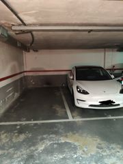 Alquiler Parking coche en Rambla del celler, 109. Plaza para coche grande