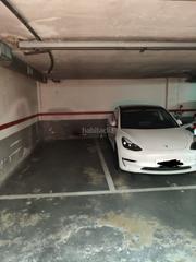 Lloguer Aparcament cotxe a Rambla del celler 109. Plaza para coche grande