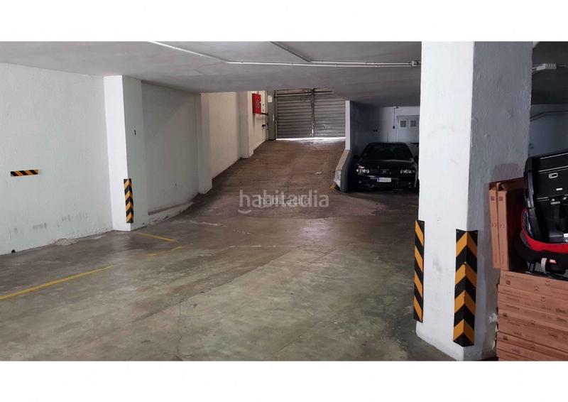 Foto 274ea86b-9369-49c3-8c12-ad34c081d41f. Alquiler parking moto en passatge dels garrofers 30 parking para moto en alquiler en Barcelona