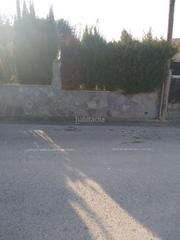 Terreny residencial a Carrer ebre 29. Parcela plana y muy soleada en venta en can amat