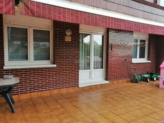 Rez-de-chaussée à Iberia kalea 22. Piso con gran terraza para entrar a vivir