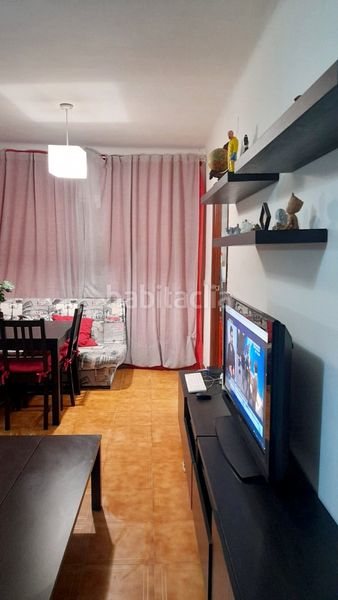 Piso en Calle ramon y cajal, s/n. Particular vende piso 3d en segunda línea de playa (Manilva, Málaga)