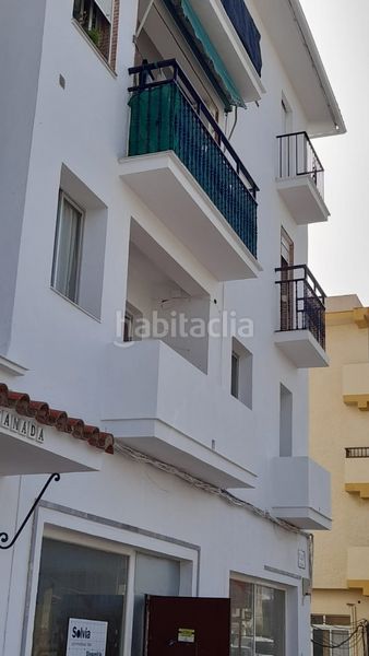 Piso en Calle ramon y cajal, s/n. Particular vende piso 3d en segunda línea de playa (Manilva, Málaga)