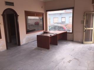 Local Comercial a Calle del ángel 23. Se vende local zona centro